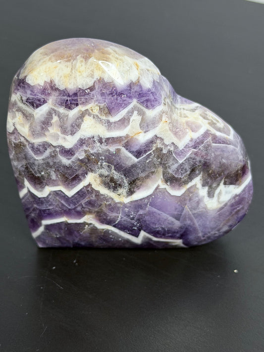 Chevron Amethyst Heart – Free Standing A
