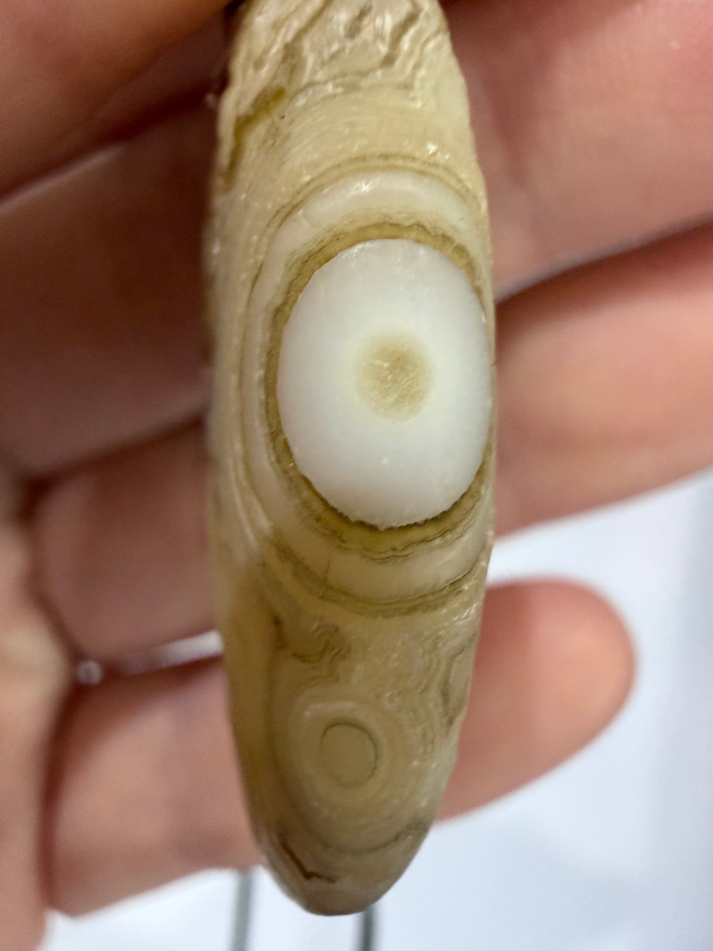 Gobi Eye Agate Pendant – Rare Desert Agate | 4cm