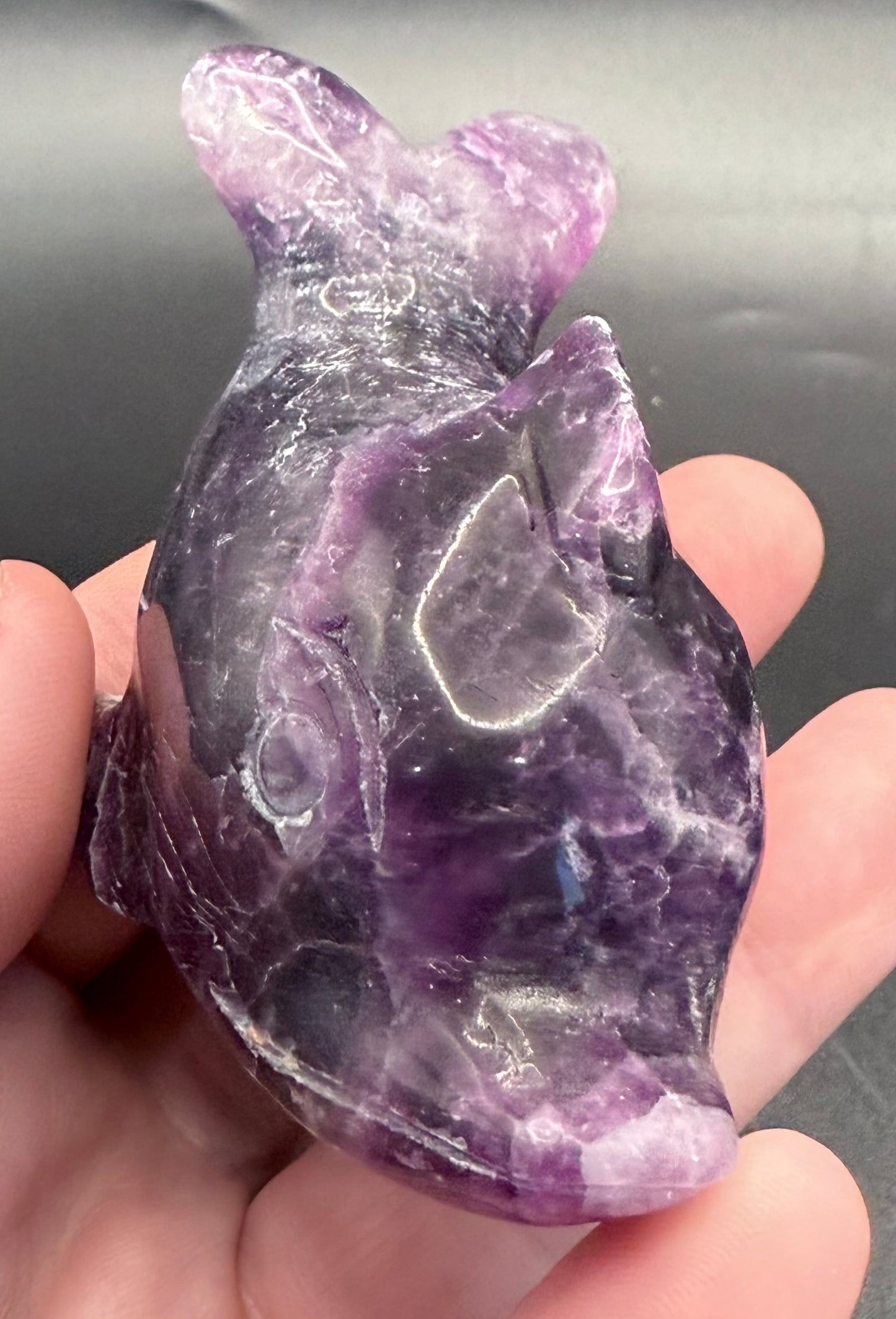 Purple Fluorite Dolphin Carving โ 190g | 8.8 x 4.1cm