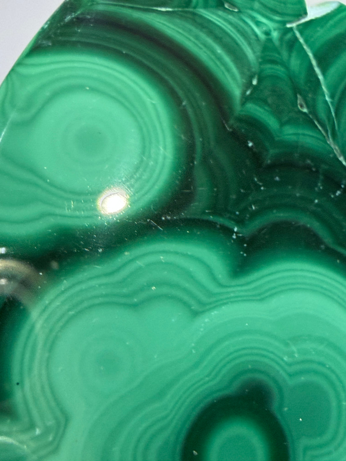 Congo Malachite Freeform With Stand – 5.8cm (C)