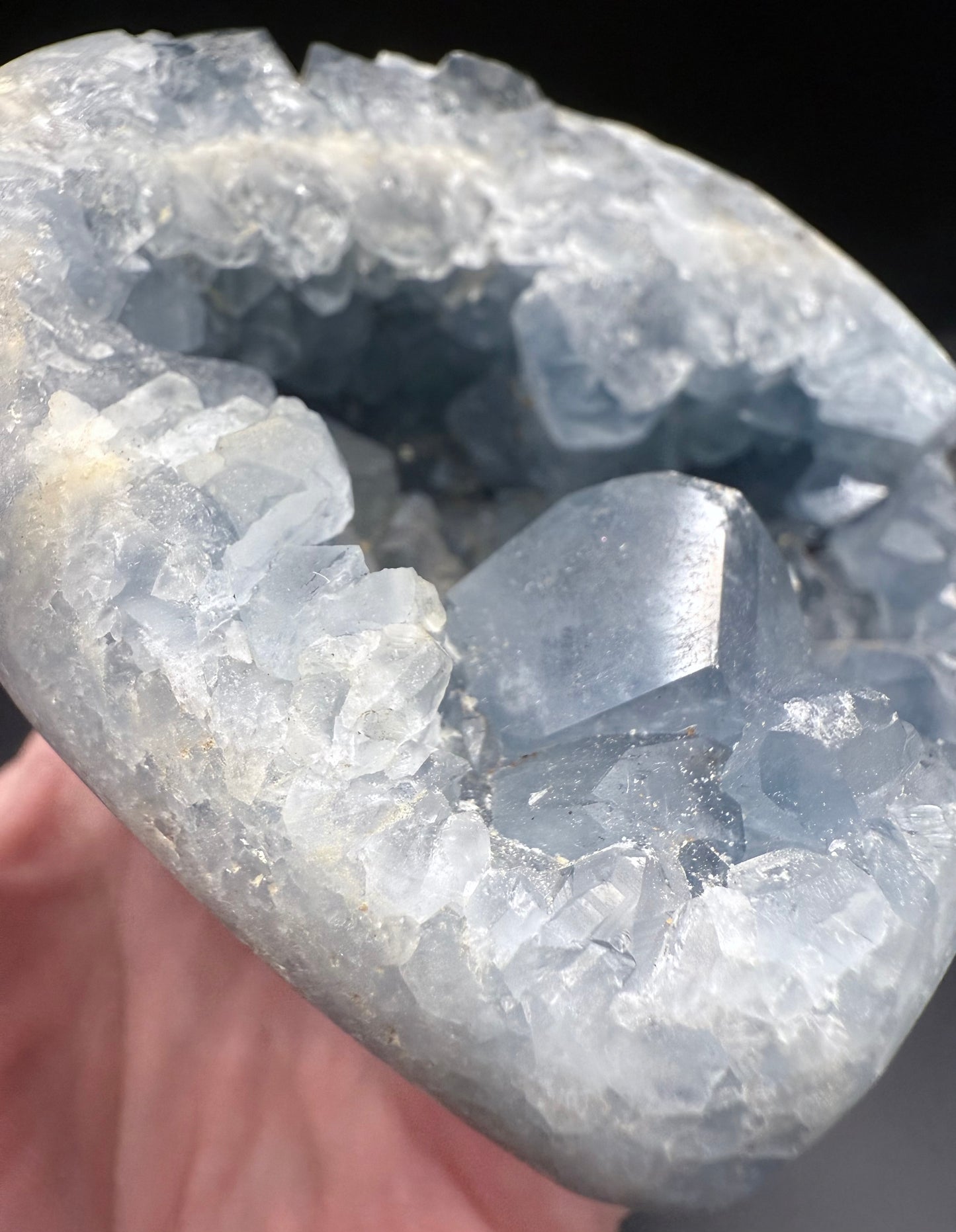 Celestite Heart with Natural Crystal Cavities โ 850g