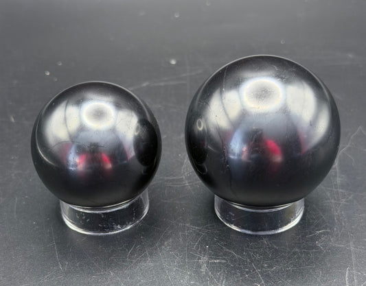 Shungite Sphere – 4.4cm | 105g