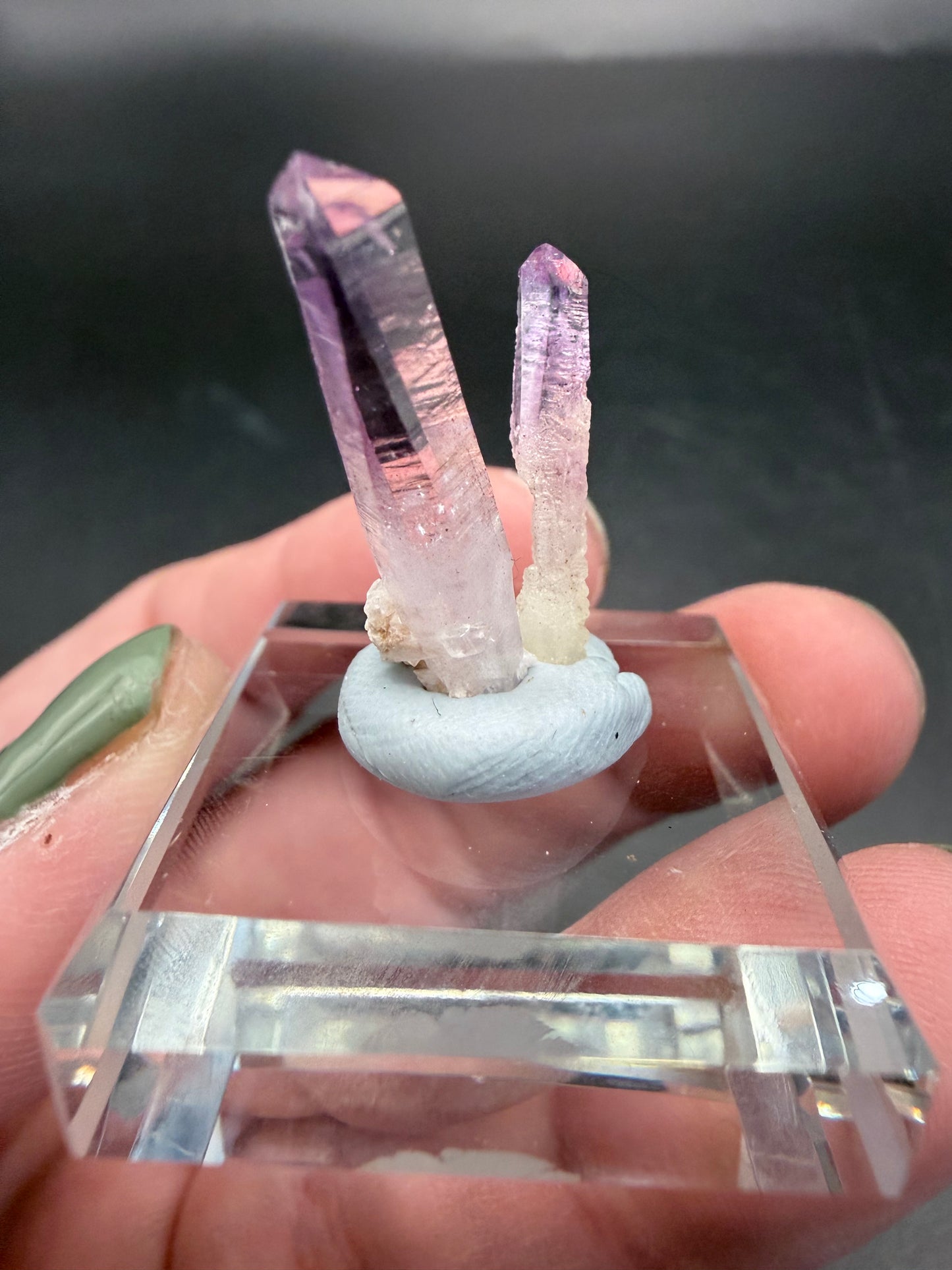 Vera Cruz Amethyst Point on Glass Display