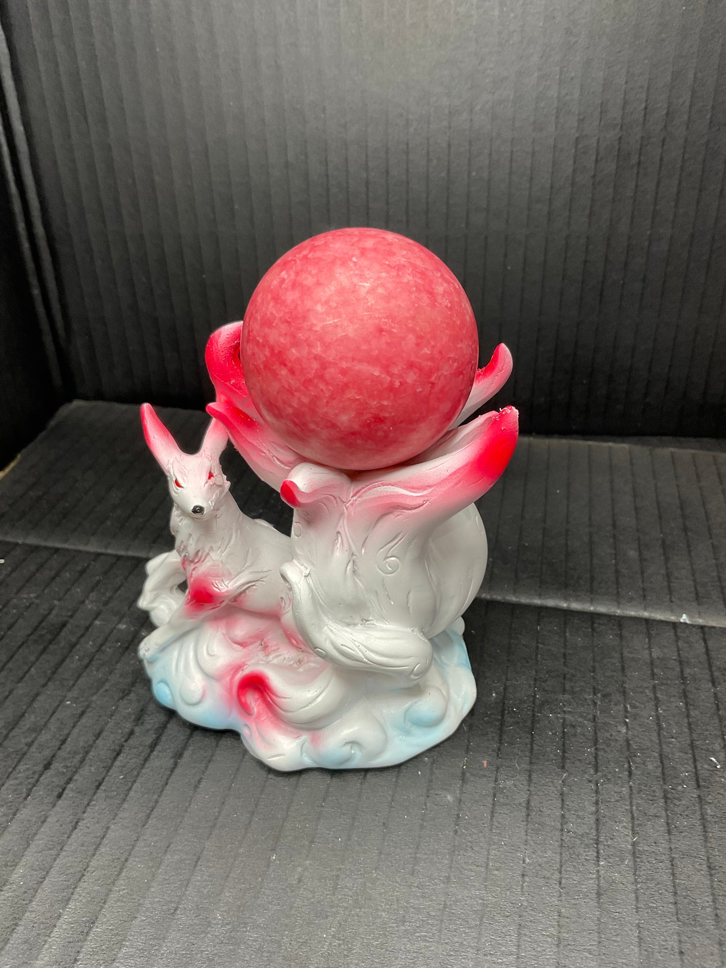 Fox 9 Tail Sphere Holder
