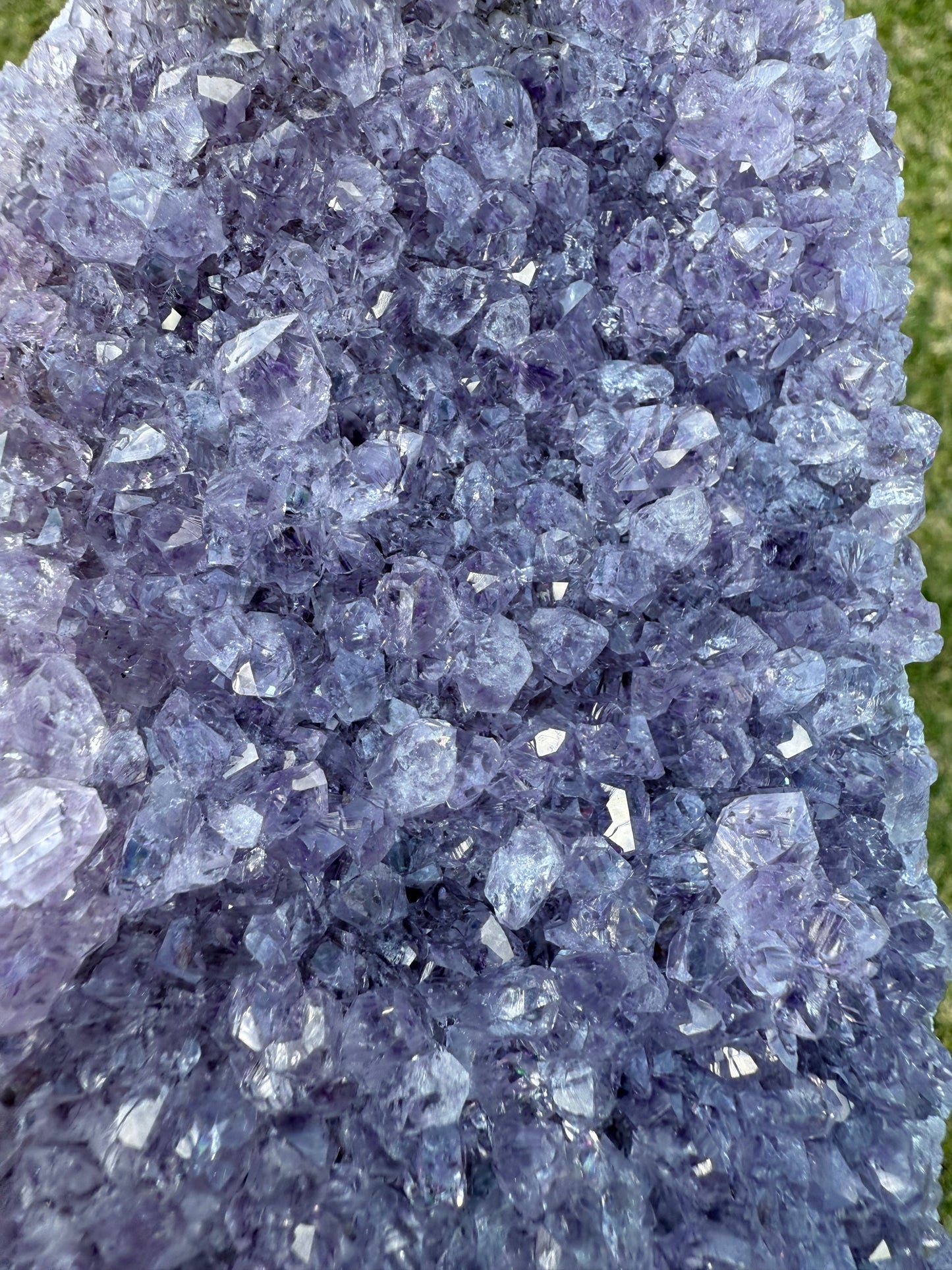 Amethyst Cluster β 855 g