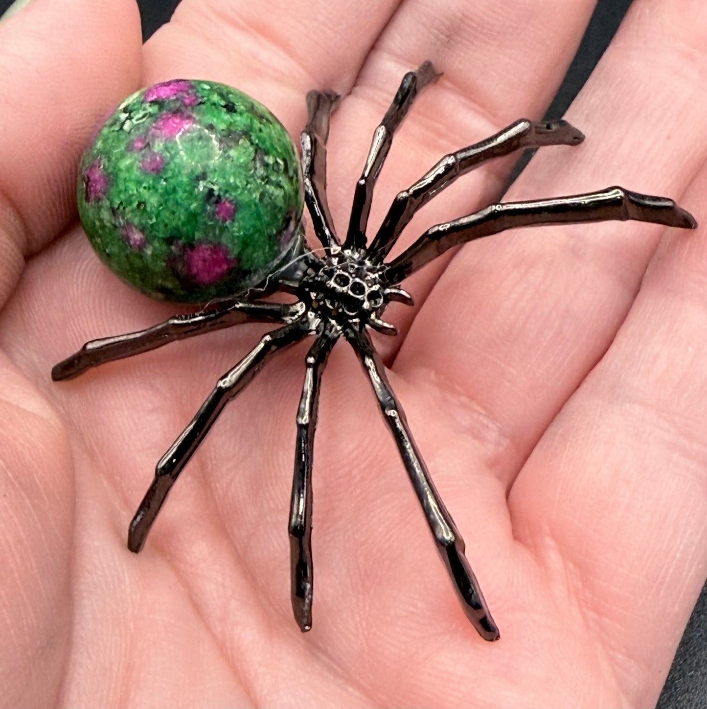 Ruby Zoisite Crystal Spider – UV Reactive