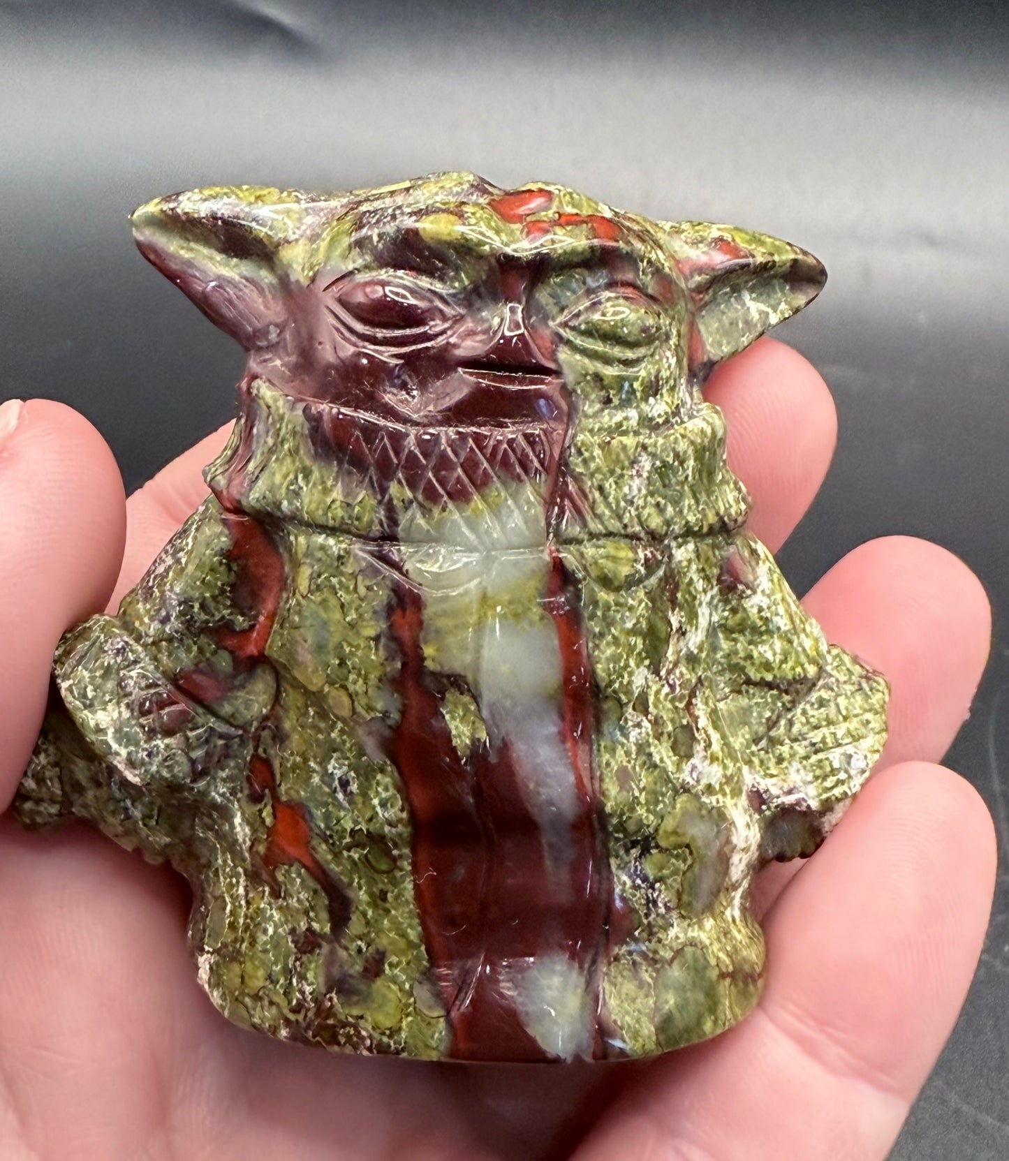 Dragons Blood Stone Baby Yoda ā 5.7cm | 150g