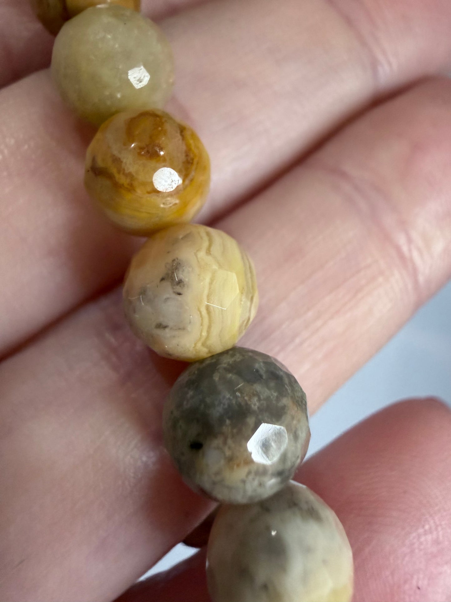 8mm Crazy Lace Agate Faceted Bracelet
Joy • Balance • Positive Energy