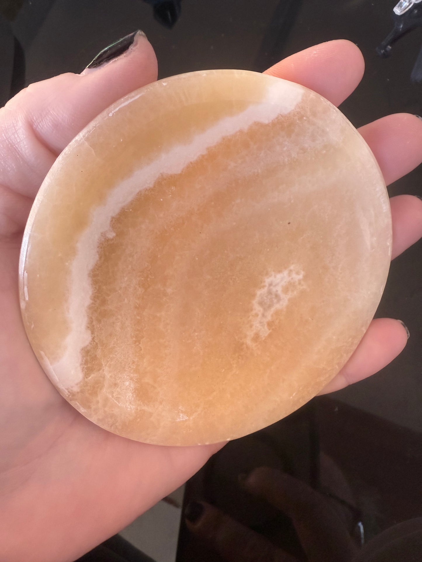 Aragonite Plate 10cm