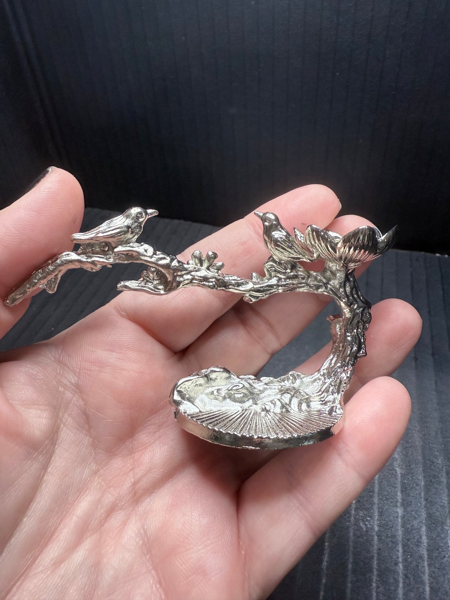 Bird Sphere Holder