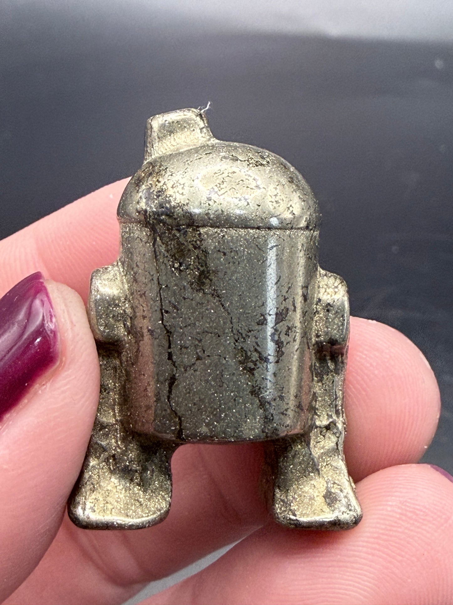 π€ Crystal R2-D2 Carvings β Galactic Guardians of Energy
