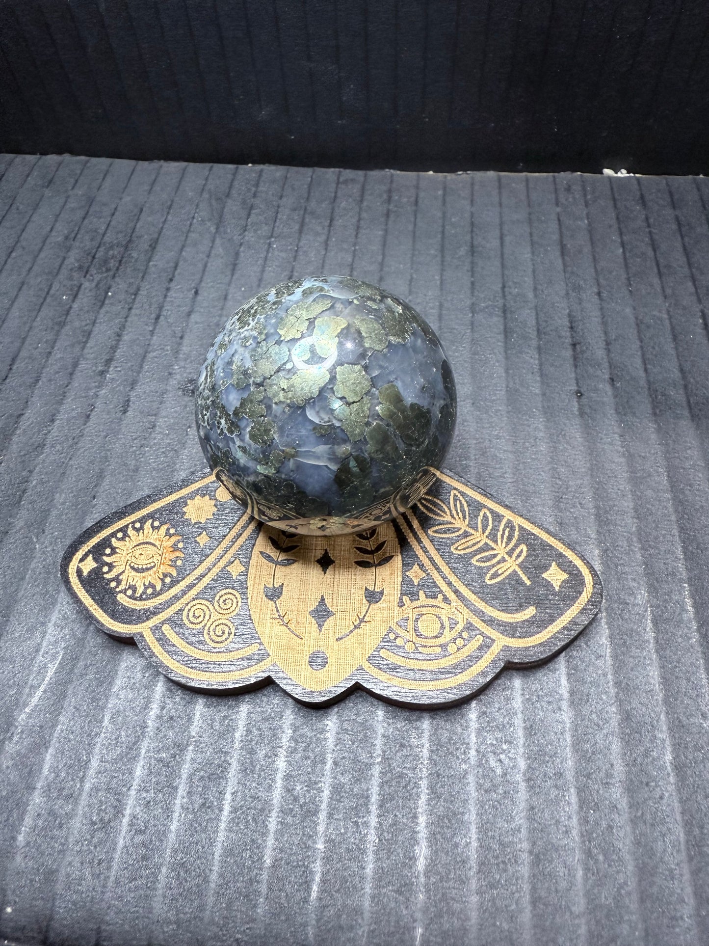 Moth wooden Sphere Holder