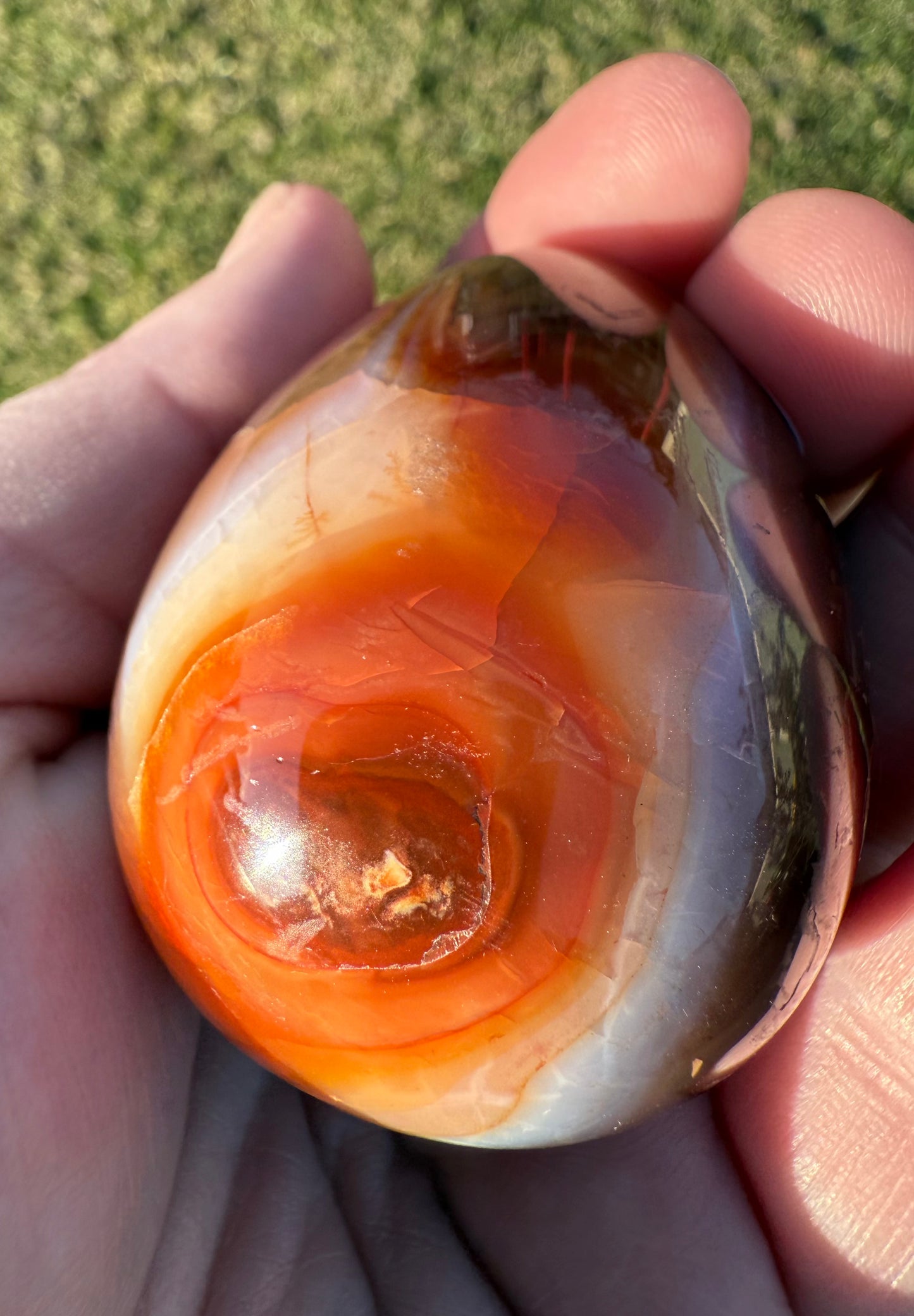 Carnelian Egg β 142 g
