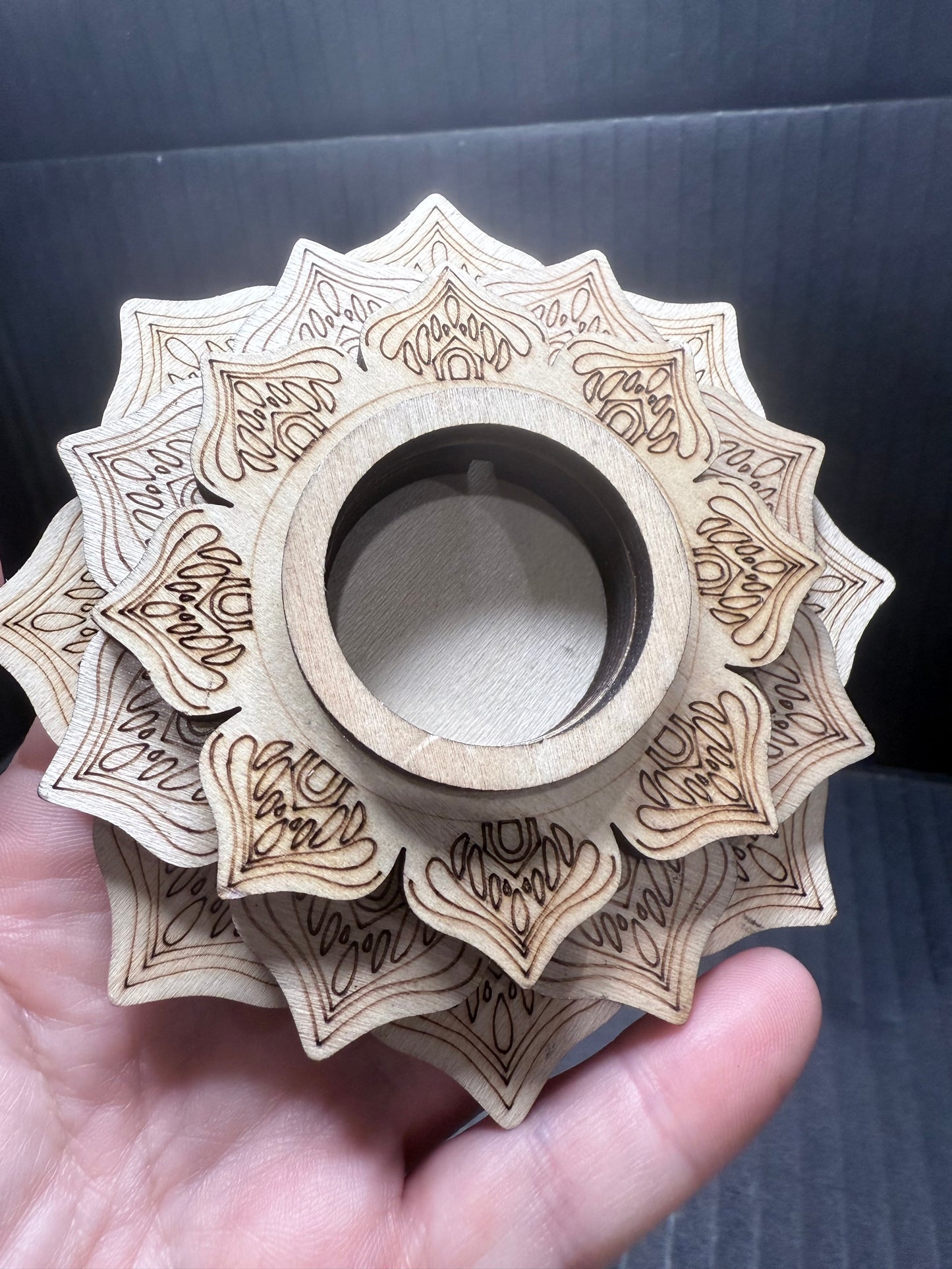 Lotus wooden sphere Holder