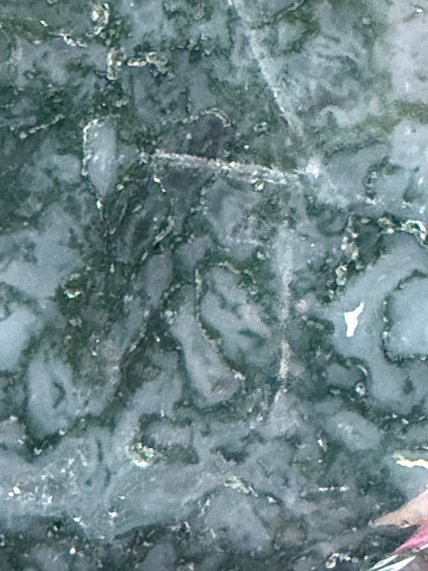 Moss Agate Heart – 130g A - 7.2cm