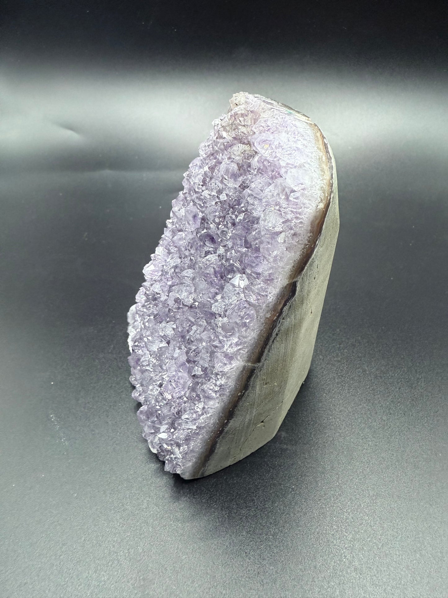 Amethyst Cluster β 855 g