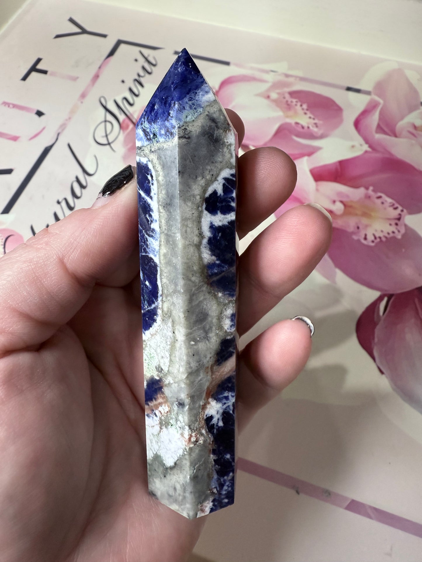 High Quality Sodalite Tower