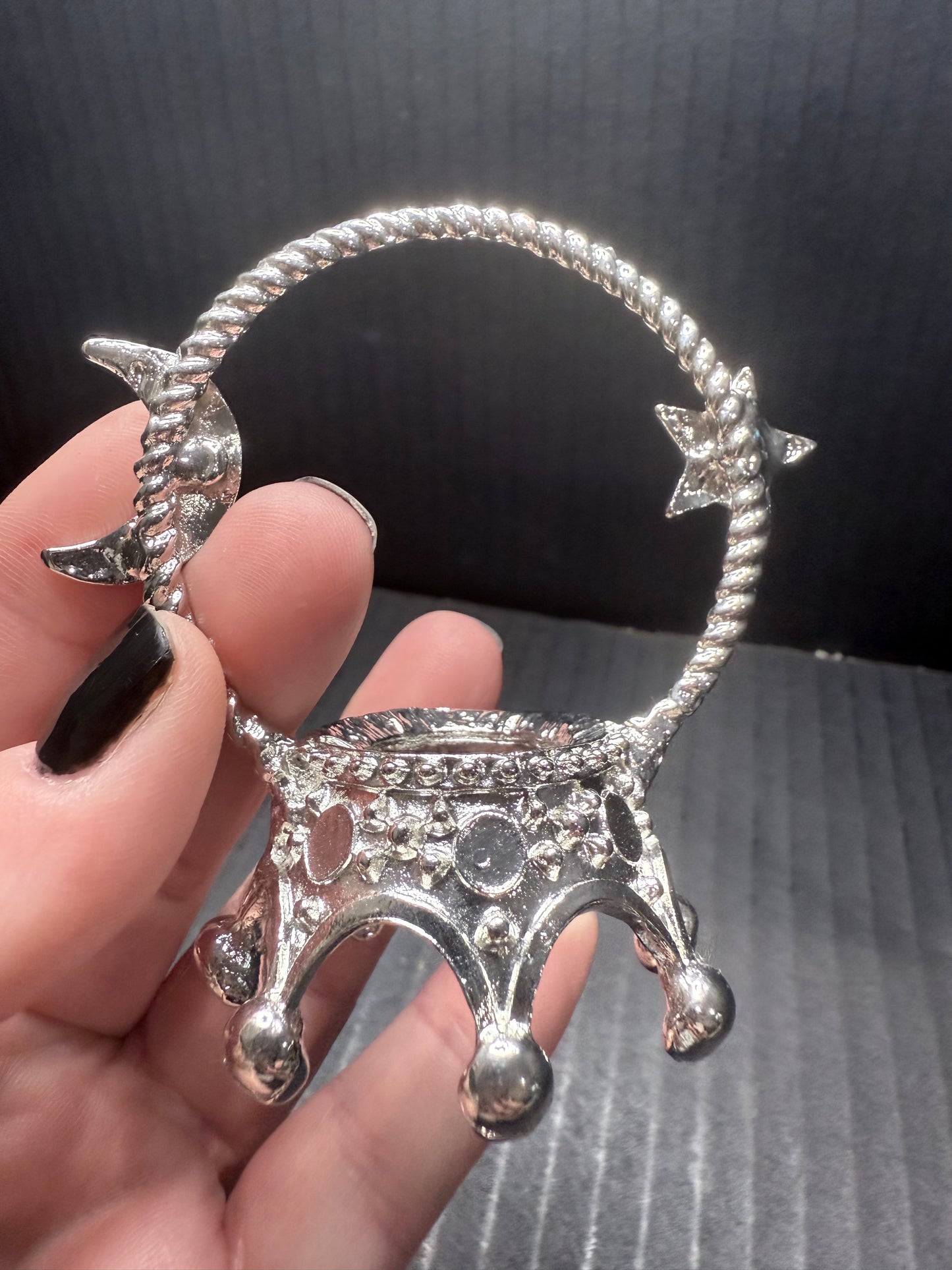 Sphere Holder