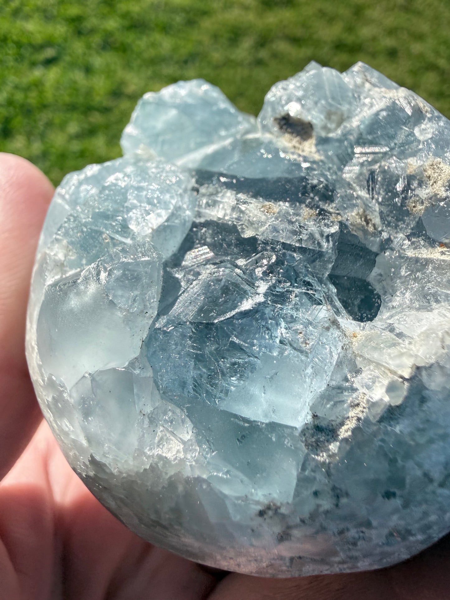Celestite Druzy Sphere β 435 g | 6.1 cm
