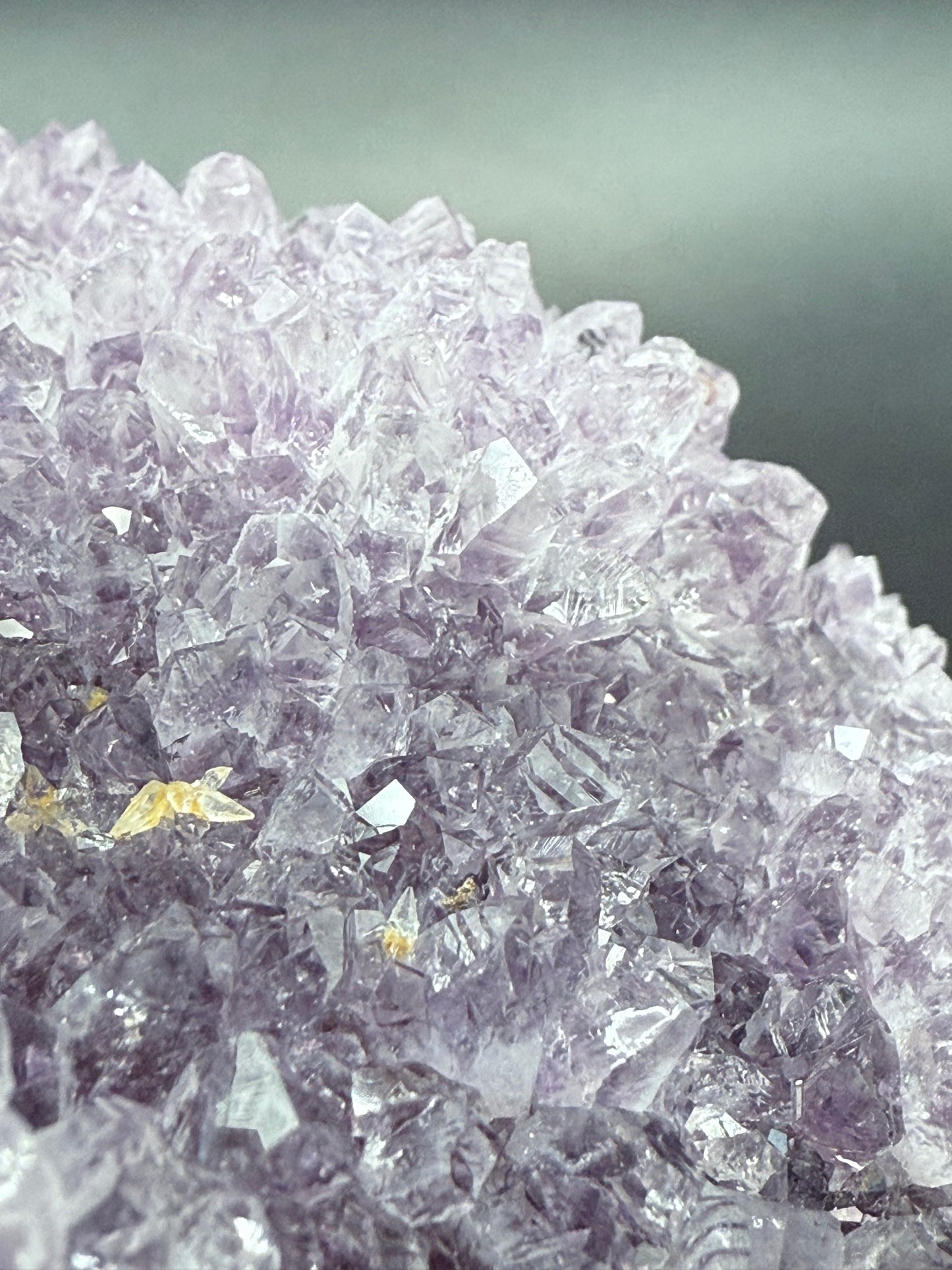 Rainbow Amethyst with Rare Pineapple Cluster ā 526g / 9cm