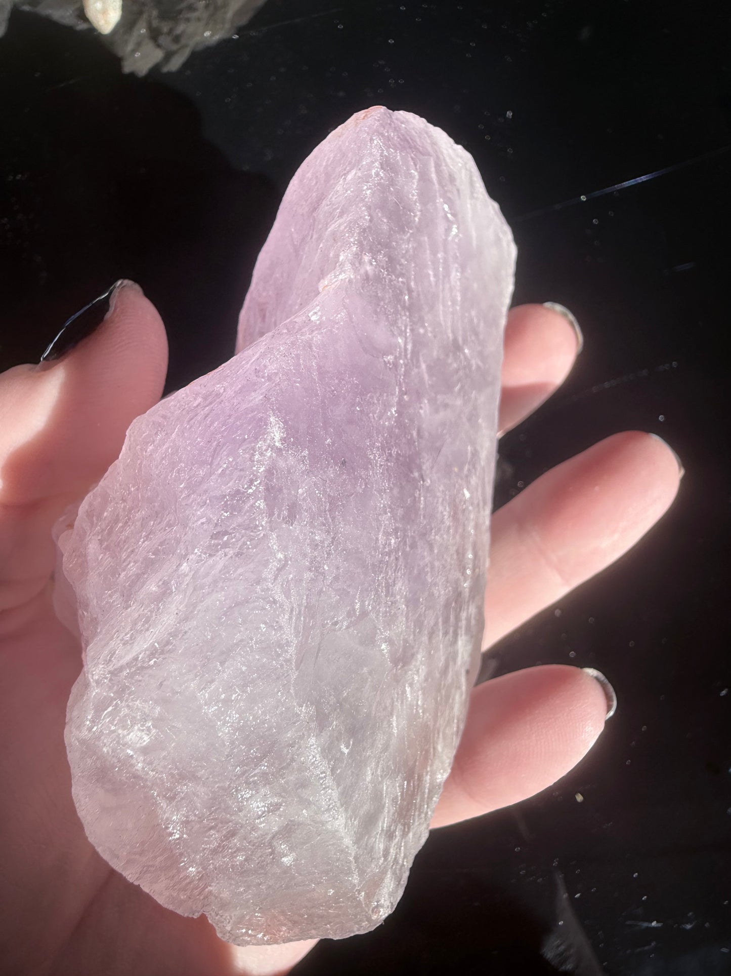 Raw Amethyst on Light Base
