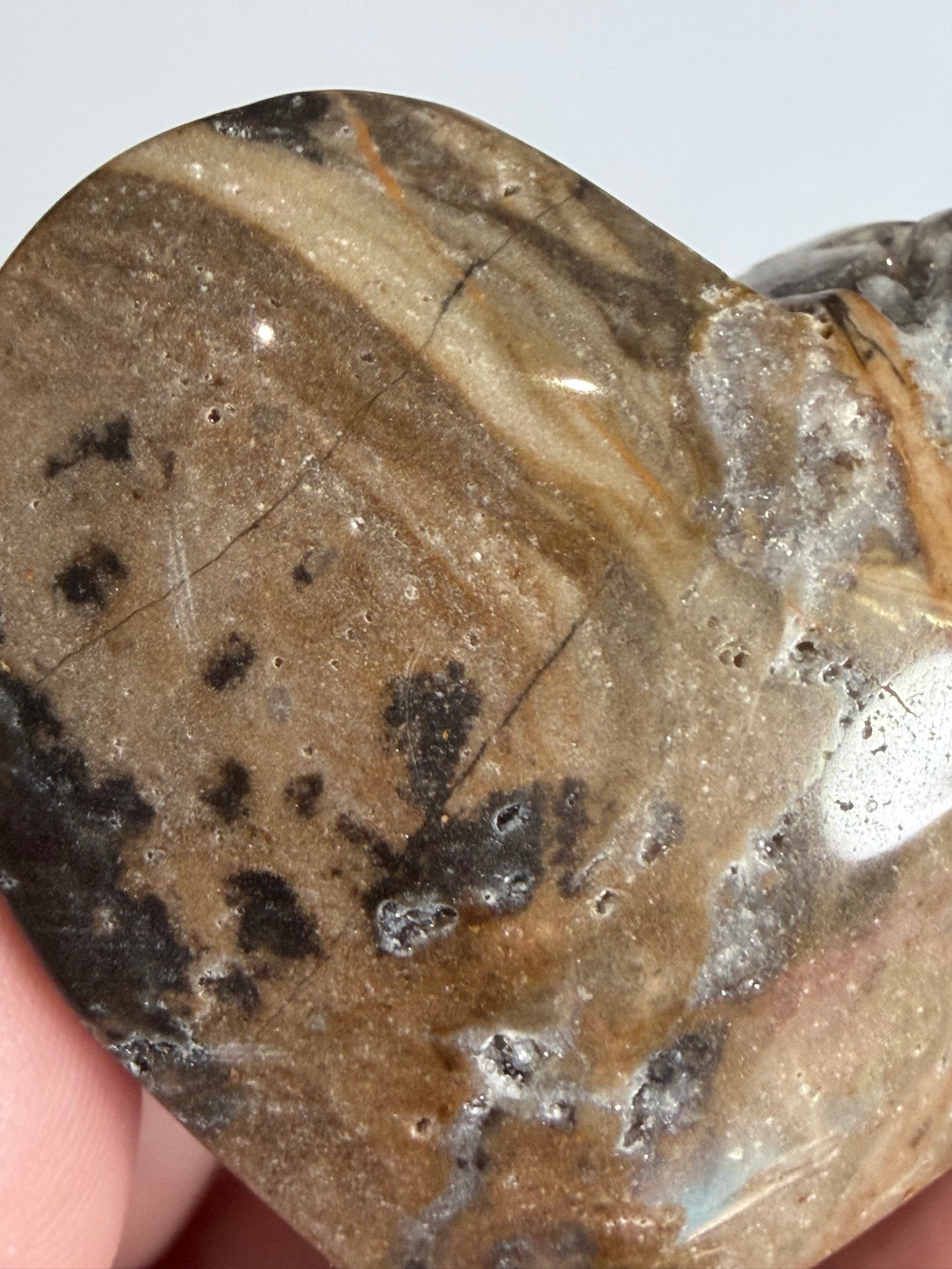 Sphalerite Free-Standing Heart – 90g C - 5.5cm