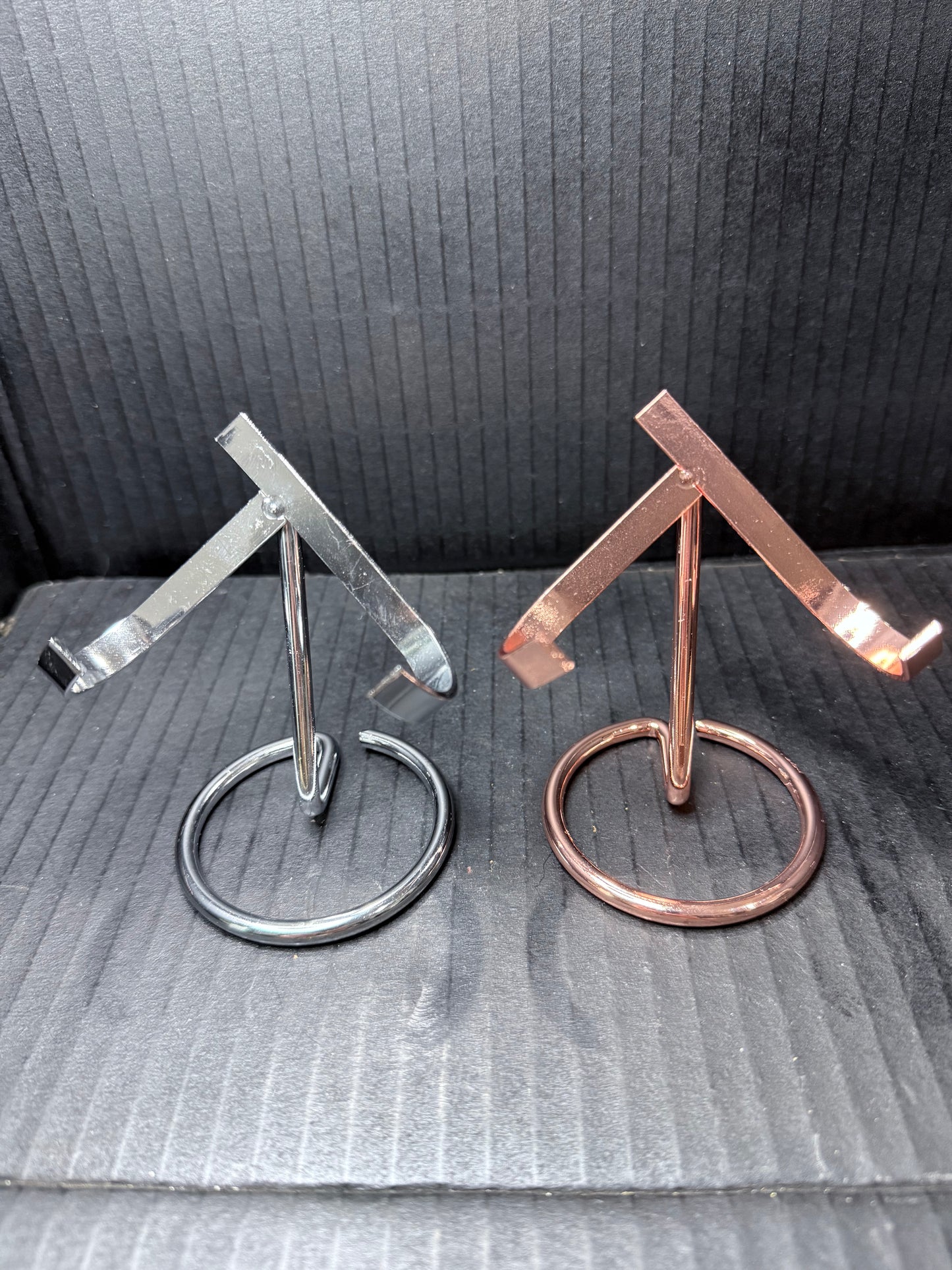 Silver Medium Heart stand