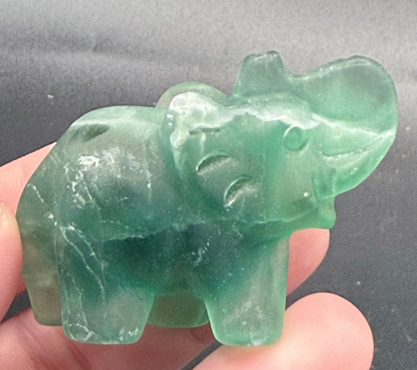 Green Fluorite Elephant ā 5.3 Ć 3.8cm