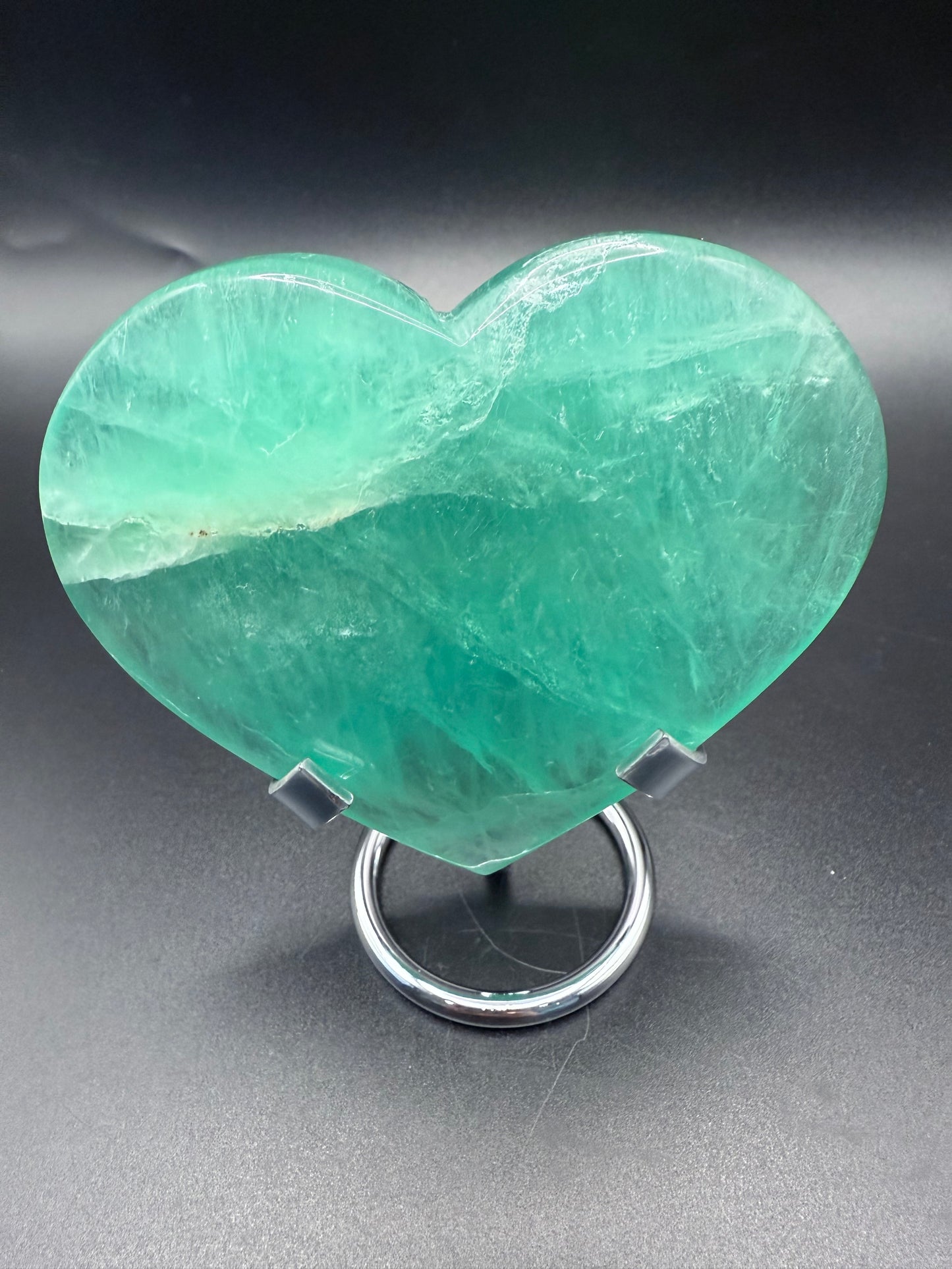 Green Fluorite Polished Heart with Stand ā 388g 10.2 x 8.8