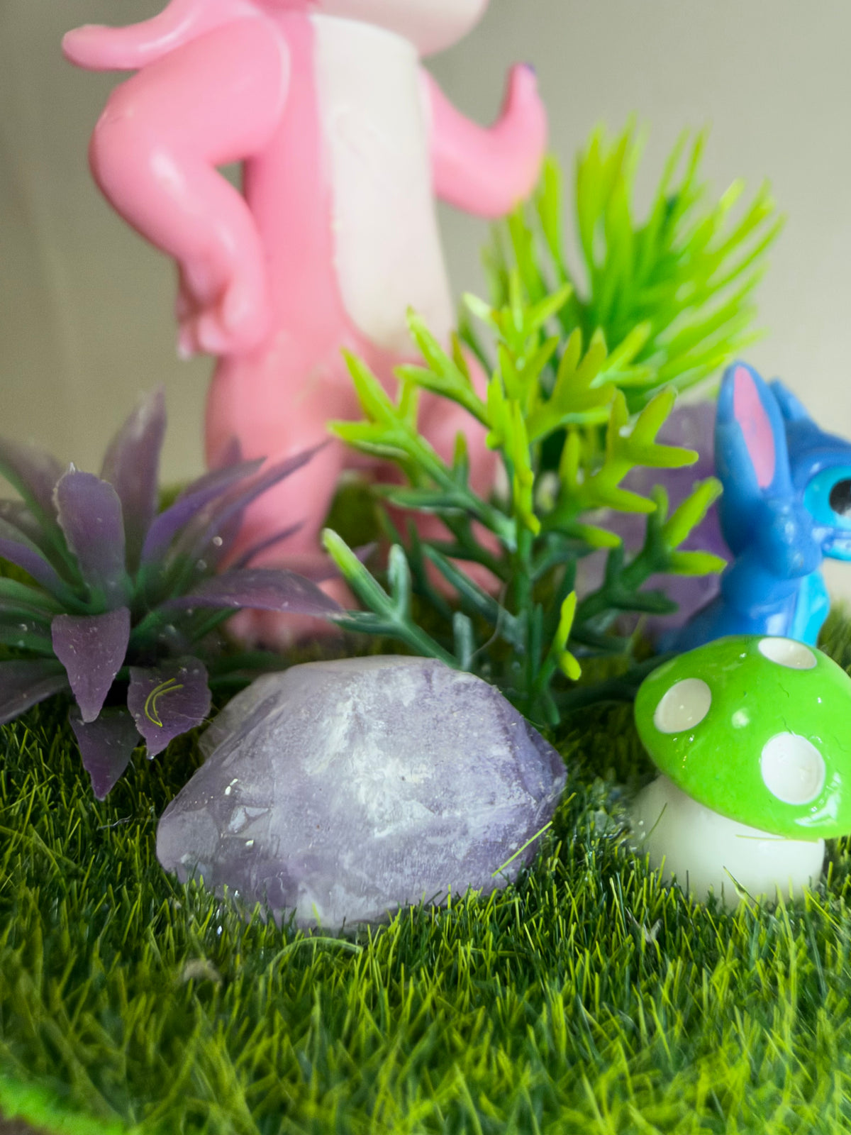 Angel & Stitch Amethyst Crystal Garden – 6cm