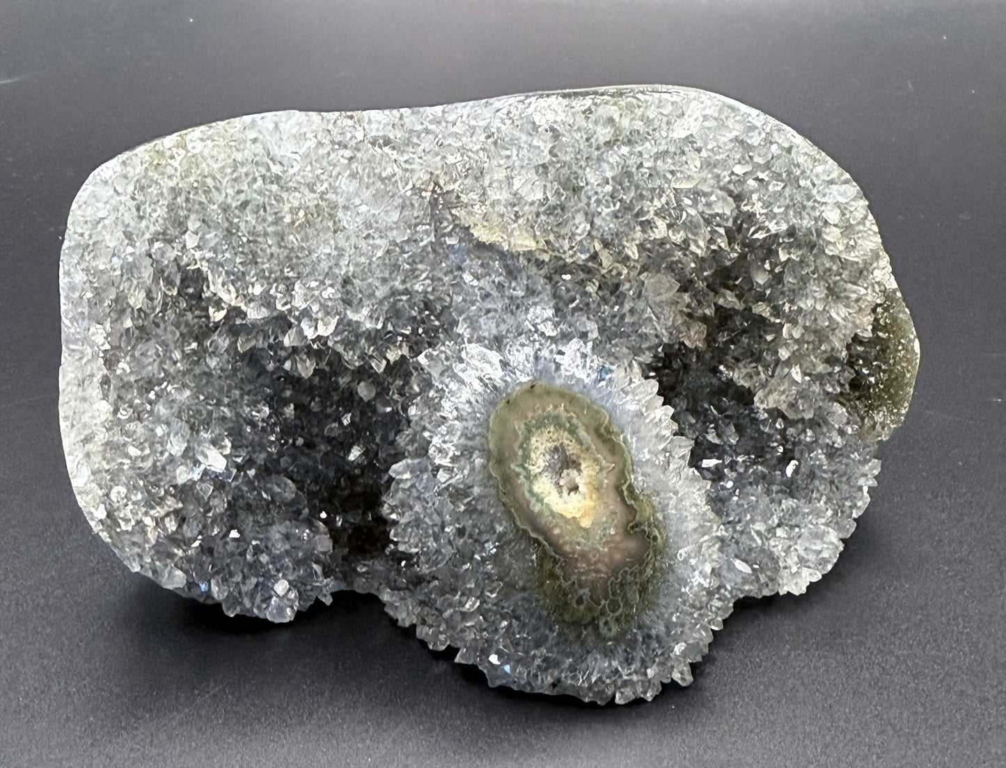 Green Amethyst Druzy Cluster with Stalactite Eye – 510g