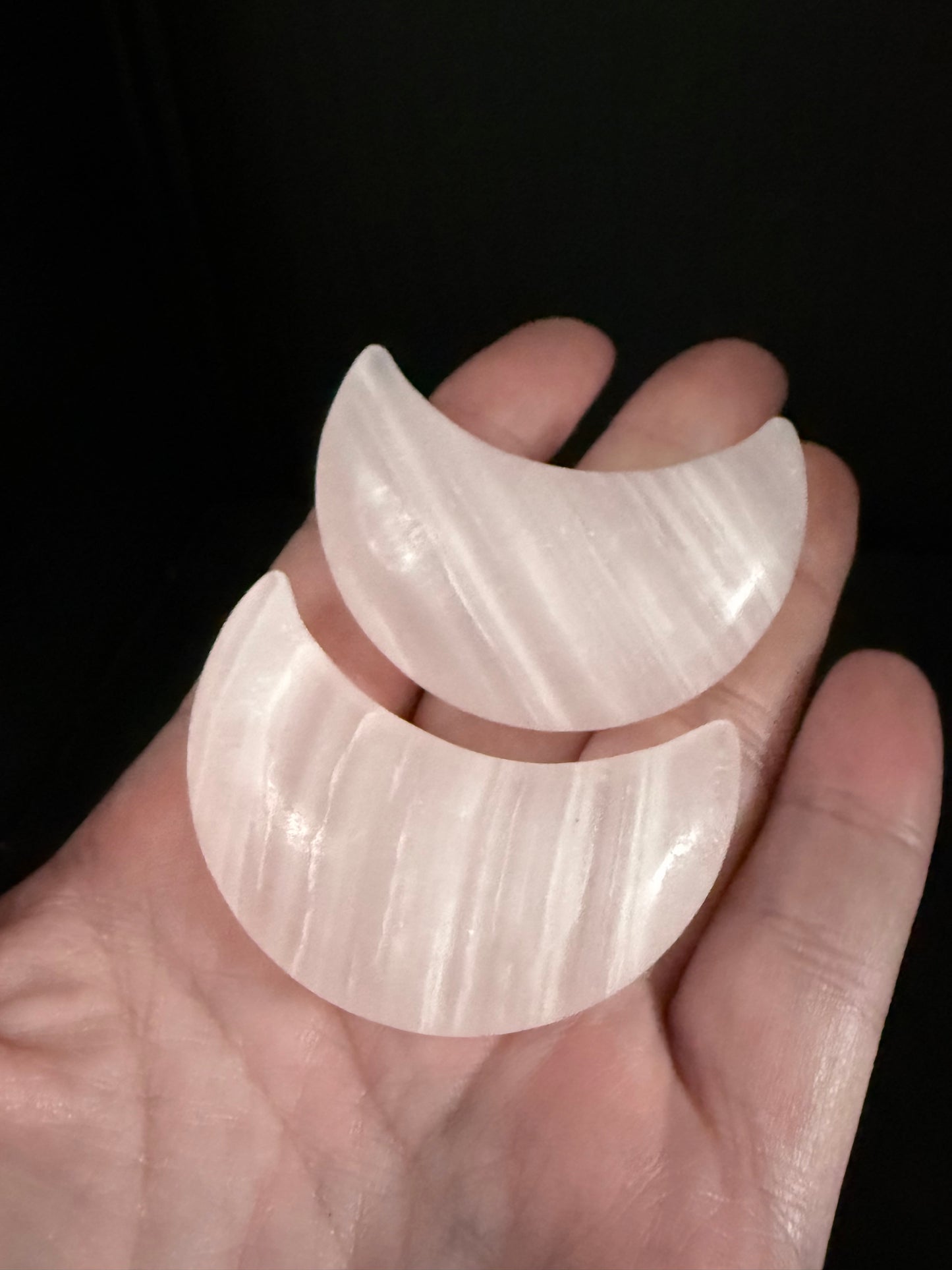 Mangano Calcite Moon