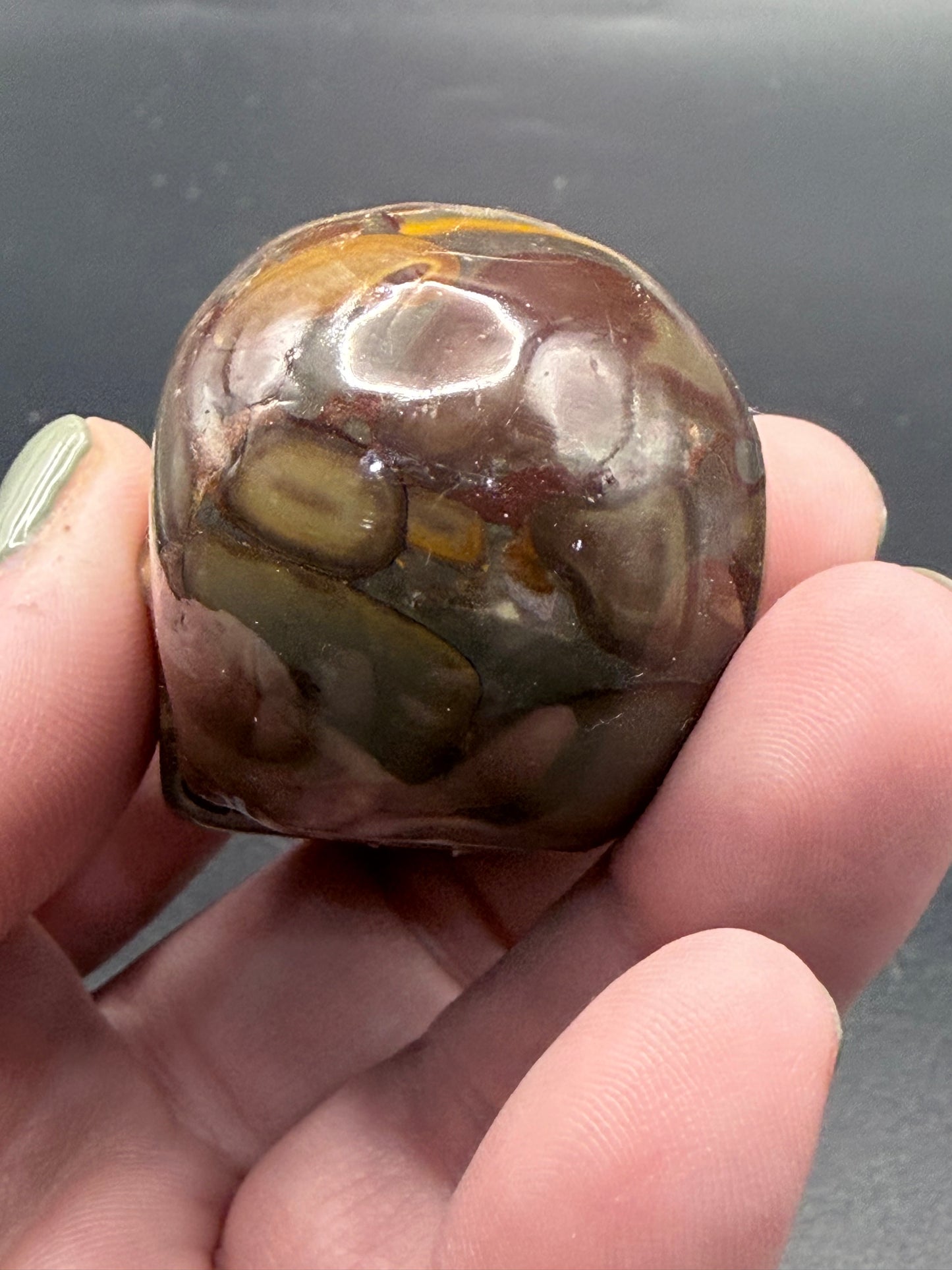 Fruit Jasper Skull