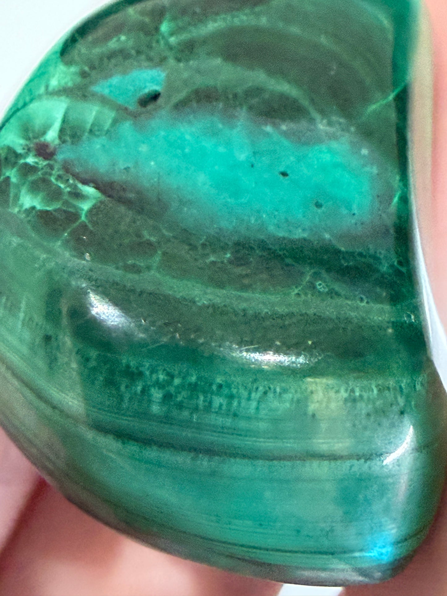 Malachite Tumble Stone - Concentric “eye” patterns A -