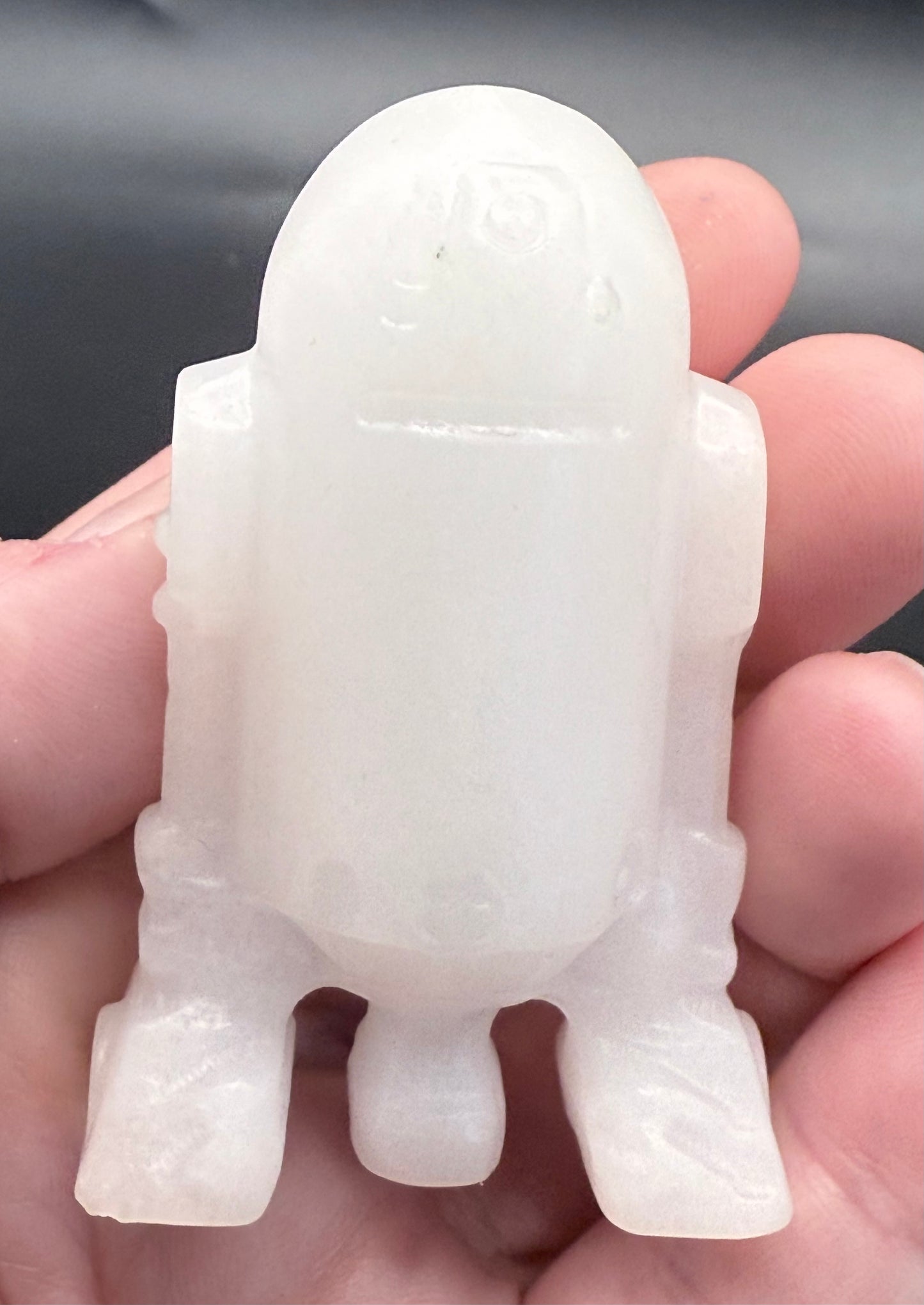 White Jade R2-D2 Carving ā 6.2cm