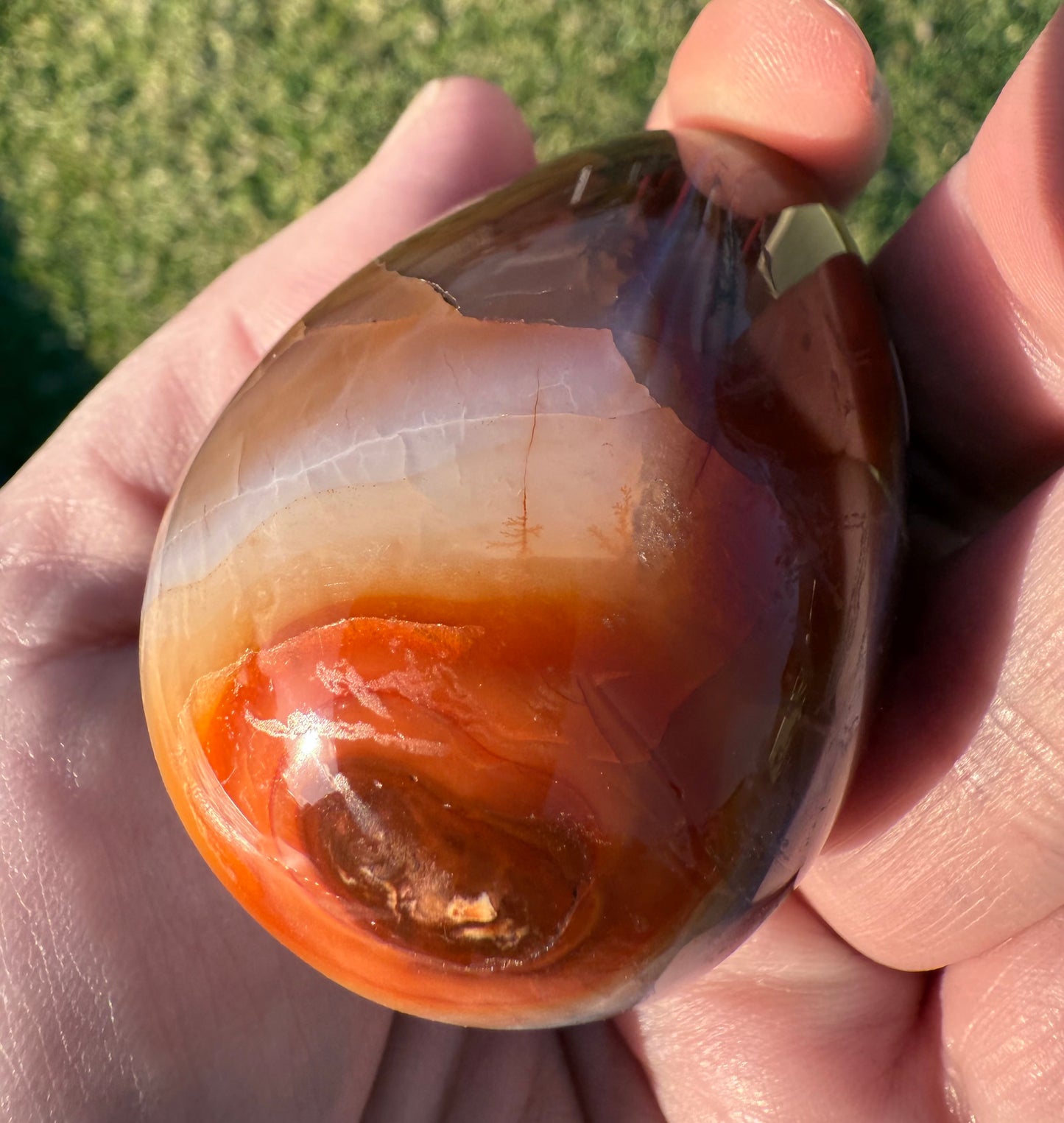 Carnelian Egg β 142 g