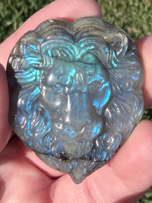 Labradorite Lion Face Carving – 5cm