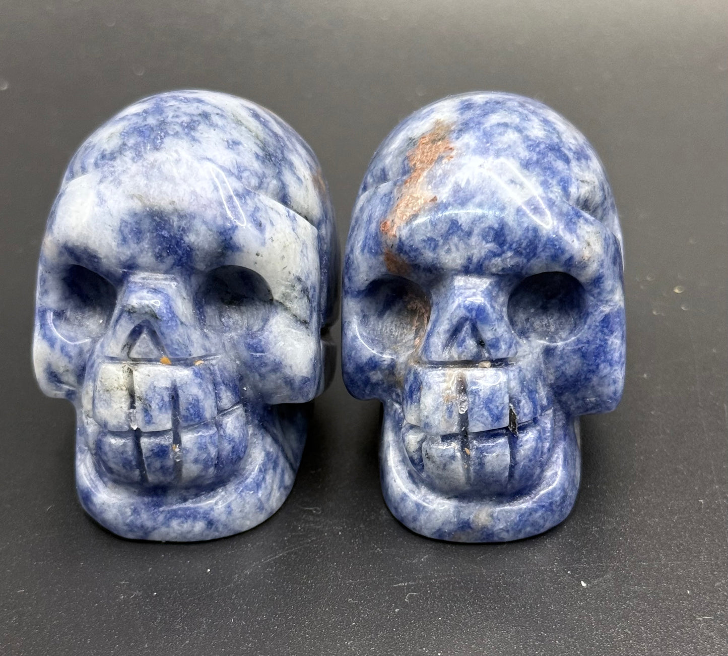 Chinese Sodalite Skull Carving β 5 Γ 4cm