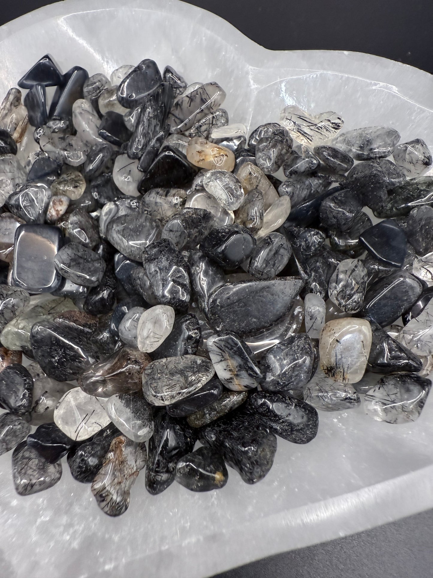 Black Rutile Quartz Chips 50gm