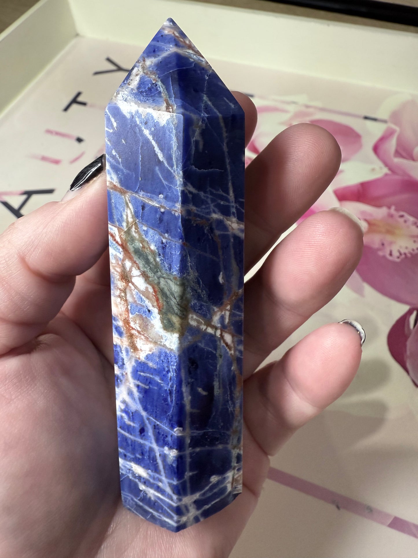 High Quality Sodalite Tower