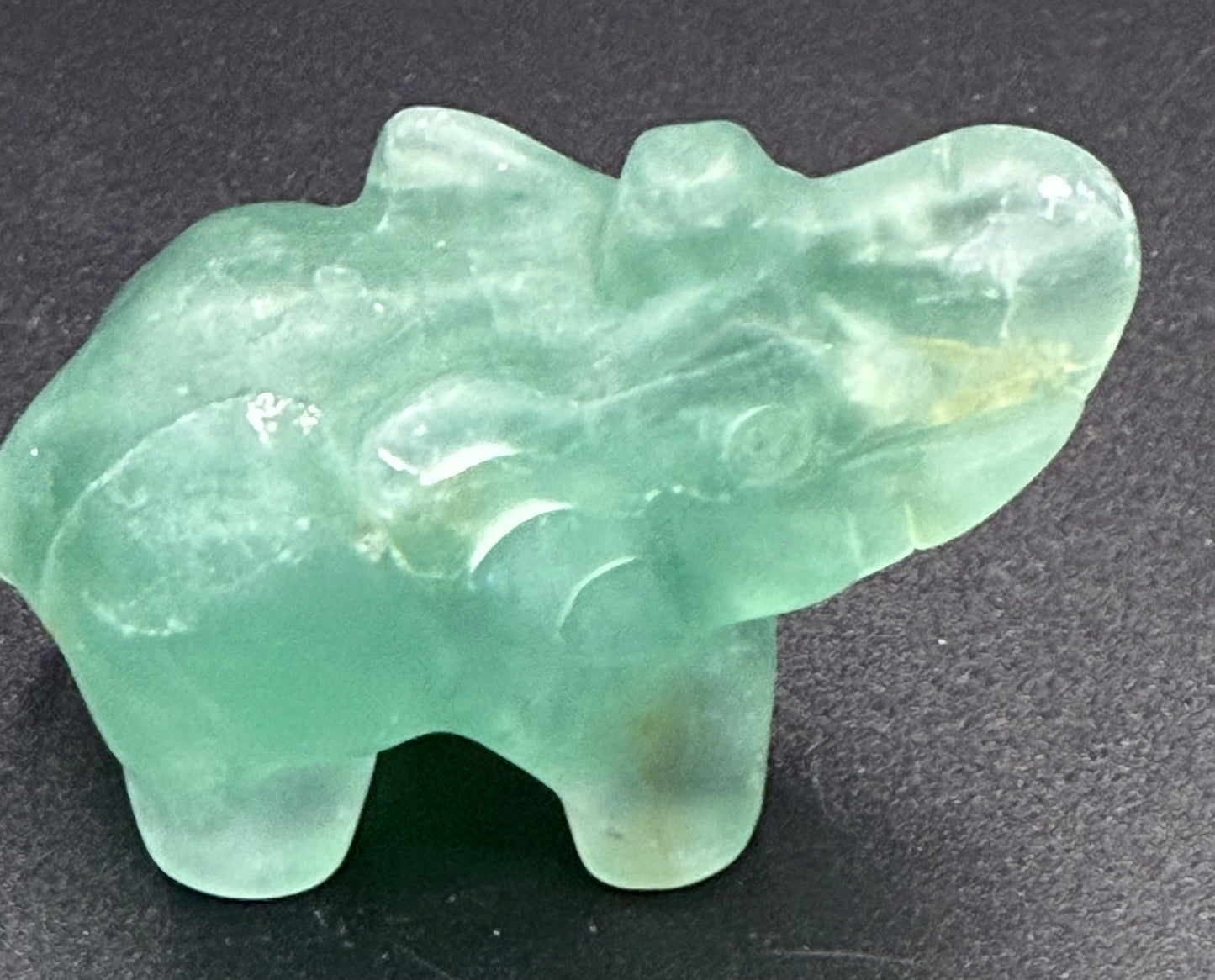 Green Fluorite Elephant ā 5.3 Ć 3.8cm