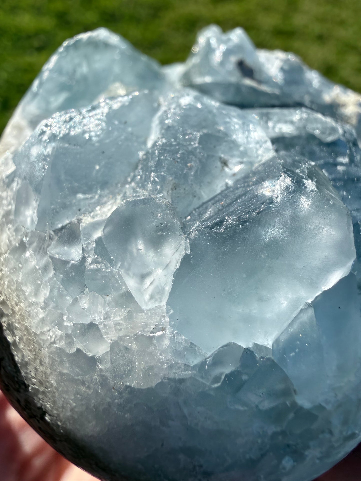Celestite Druzy Sphere β 435 g | 6.1 cm