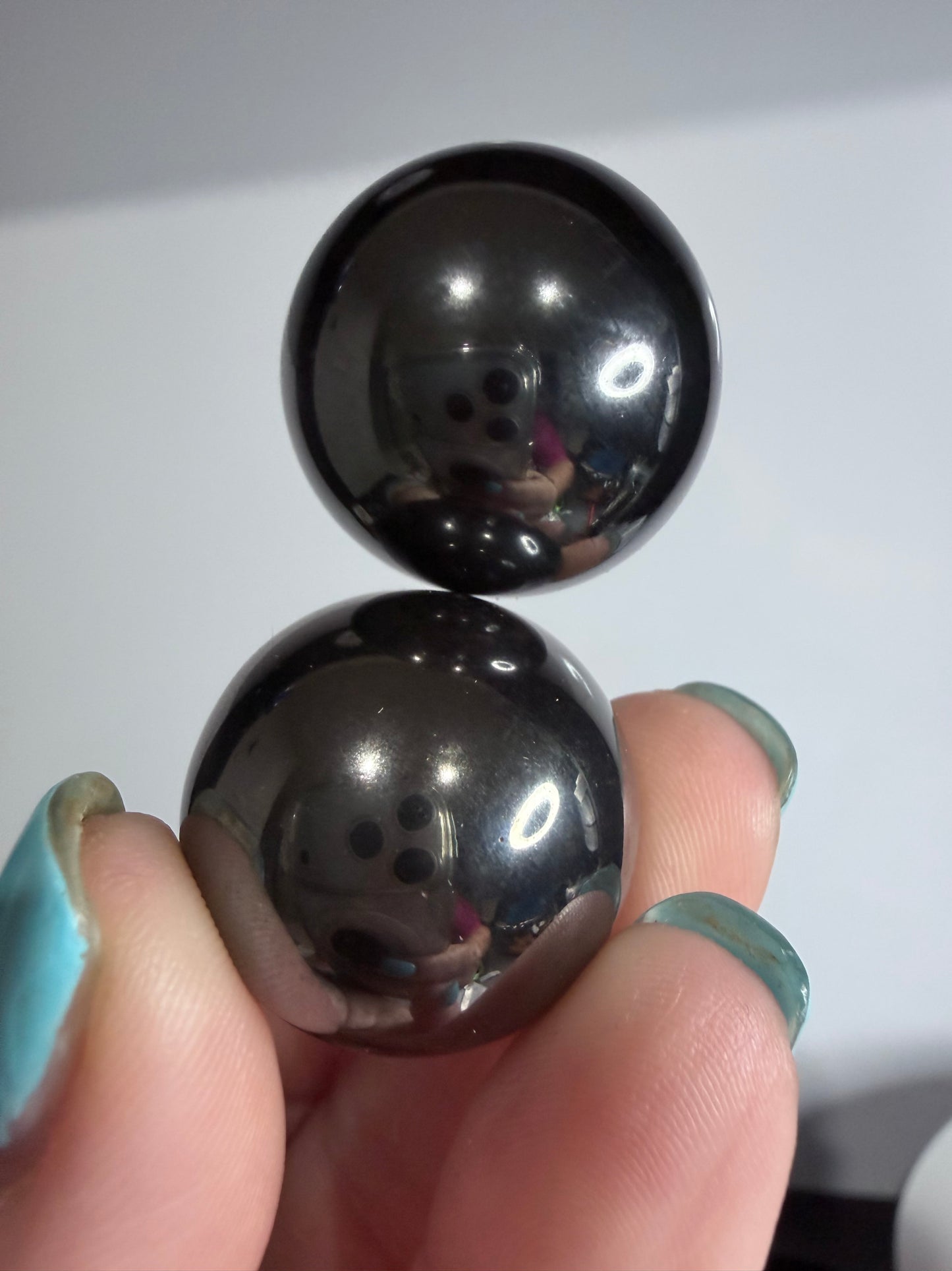 Magnetic Hematite Sphere – 2.5 cm Great for fidgeting & meditation