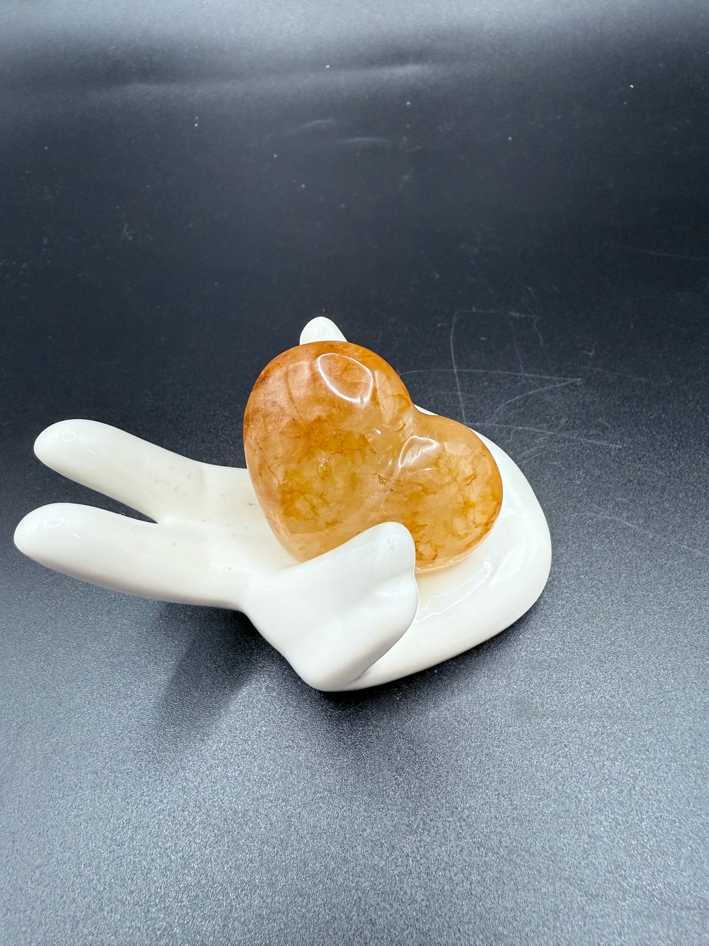 Golden Healer Quartz Heart â 4cm