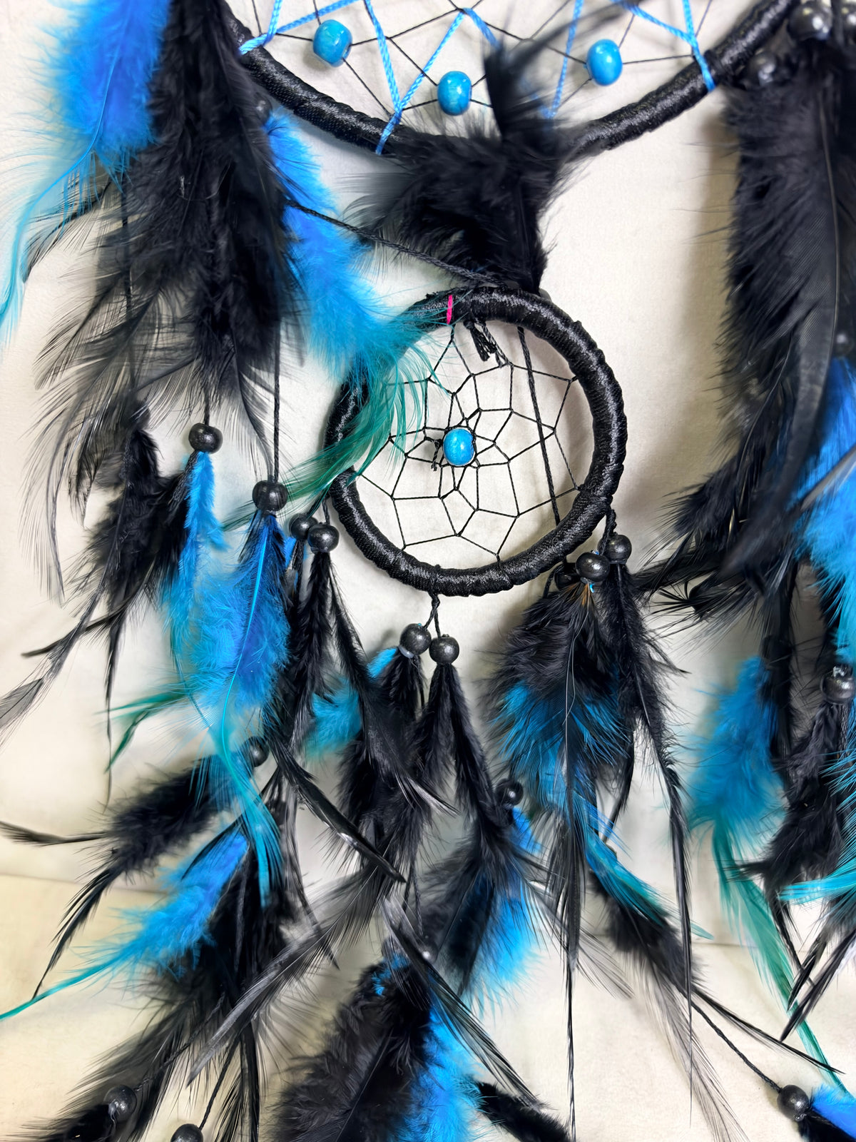 Blue Howlite Dreamcatcher – 55 × 16cm