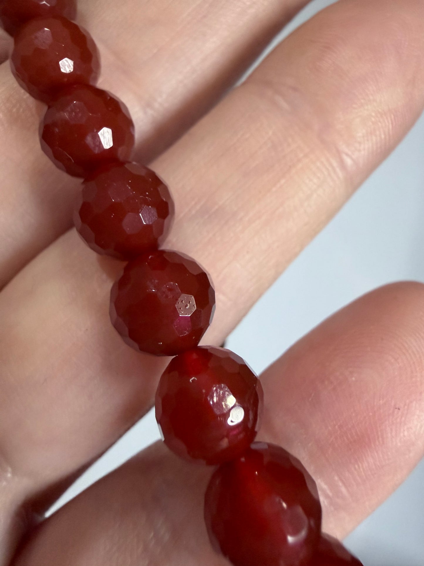 8mm Carnelian Faceted Bracelet
Confidence • Motivation • Vitality