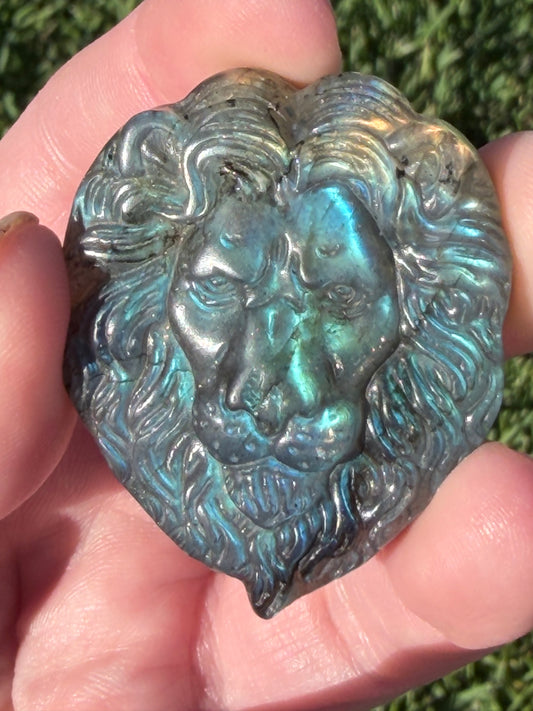 Labradorite Lion Face Carving – 5cm