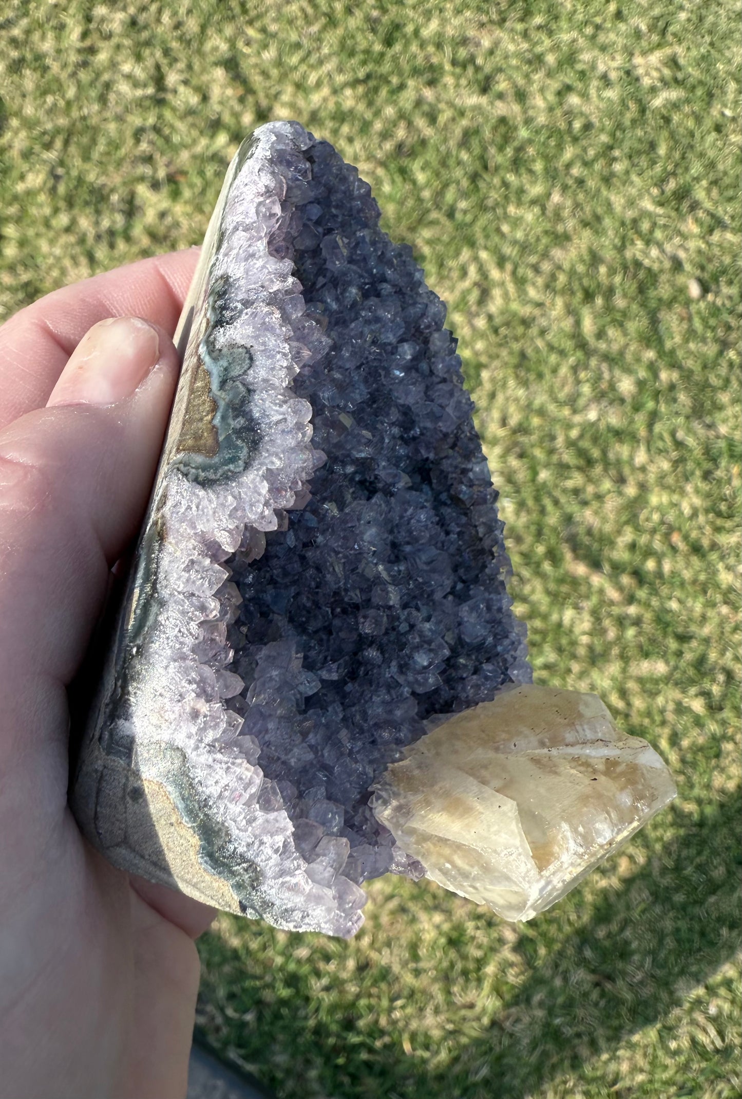Rainbow Amethyst with Calcite Point ā 304g