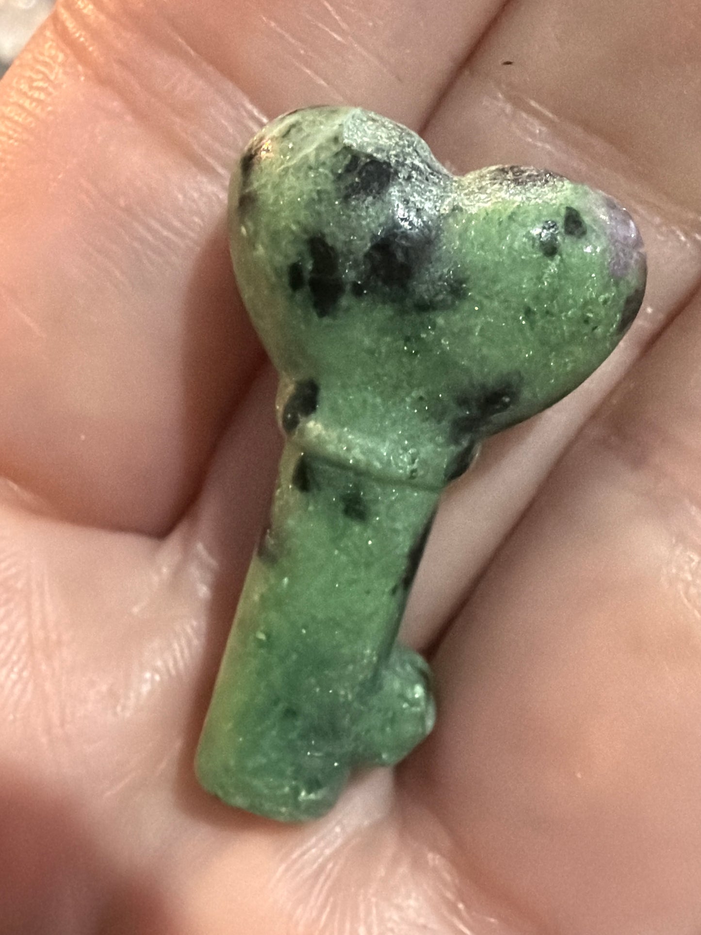 Mini Heart Key Crystal Carving – 3cm (Green Zoisite / Ruby Zoisite)