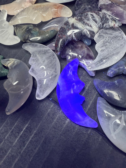 Small Moon Face Carvings (Assorted Crystals)